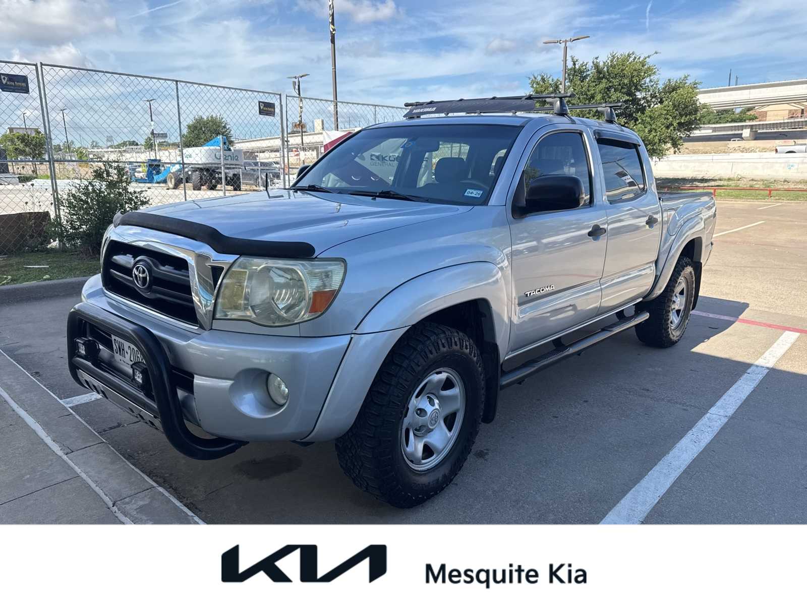 Thumbnail: 2006 Toyota Tacoma - 1