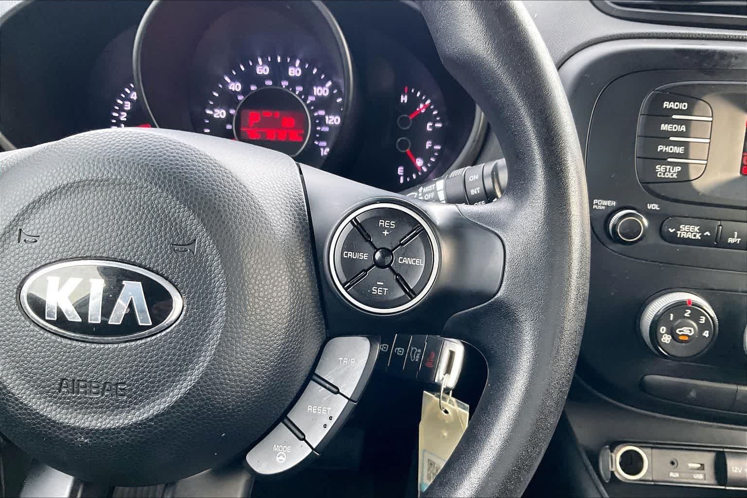 Thumbnail: 2016 Kia Soul - 25