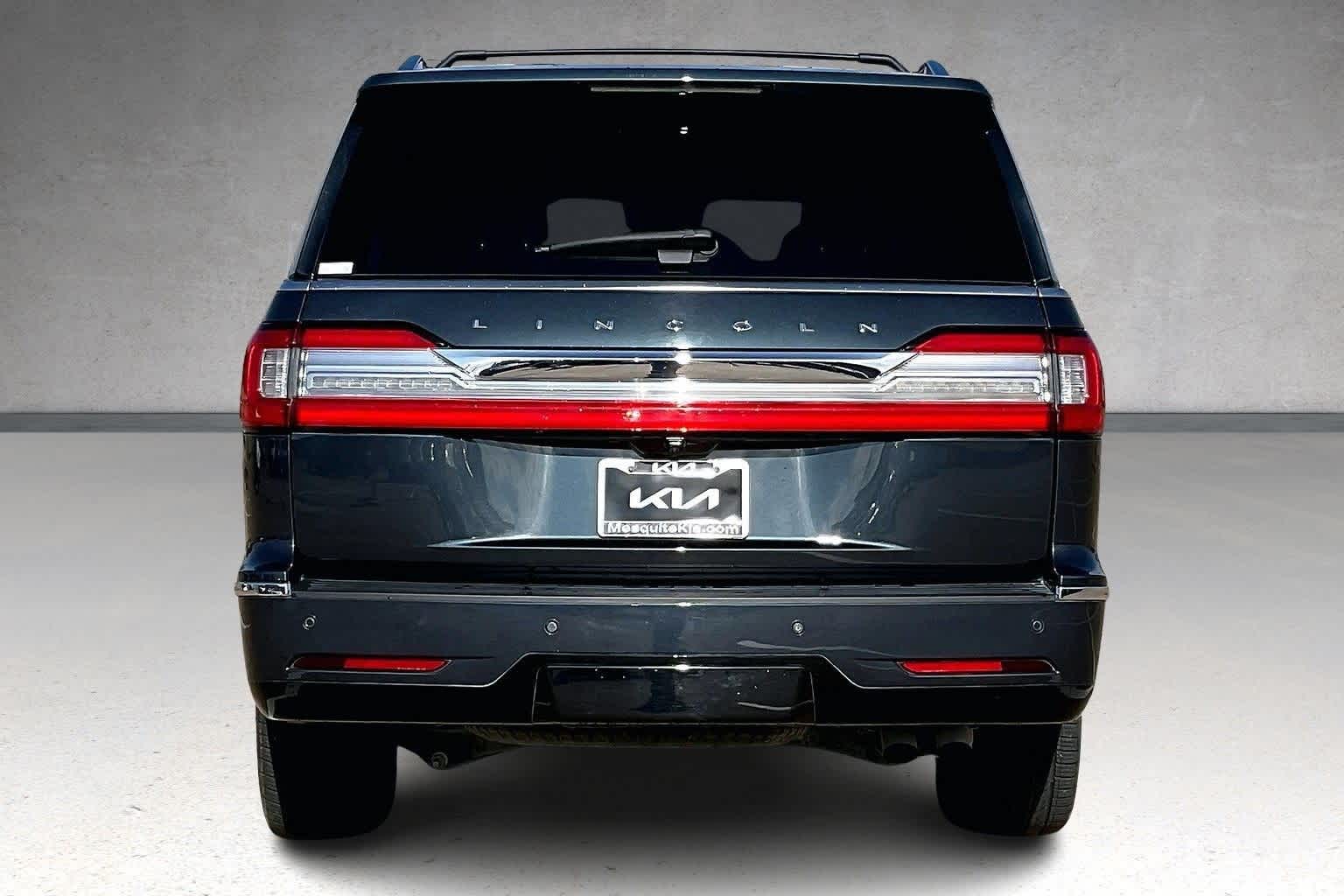 Thumbnail: 2021 Lincoln Navigator - 5