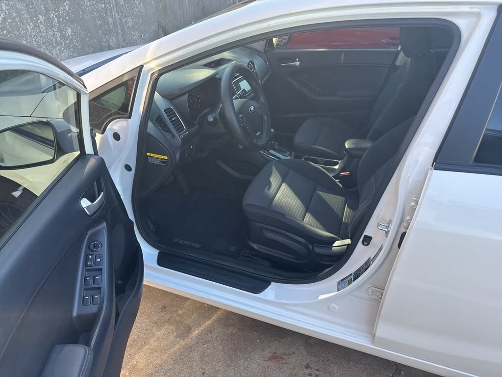 Used 2017 Kia Forte LX Sedan