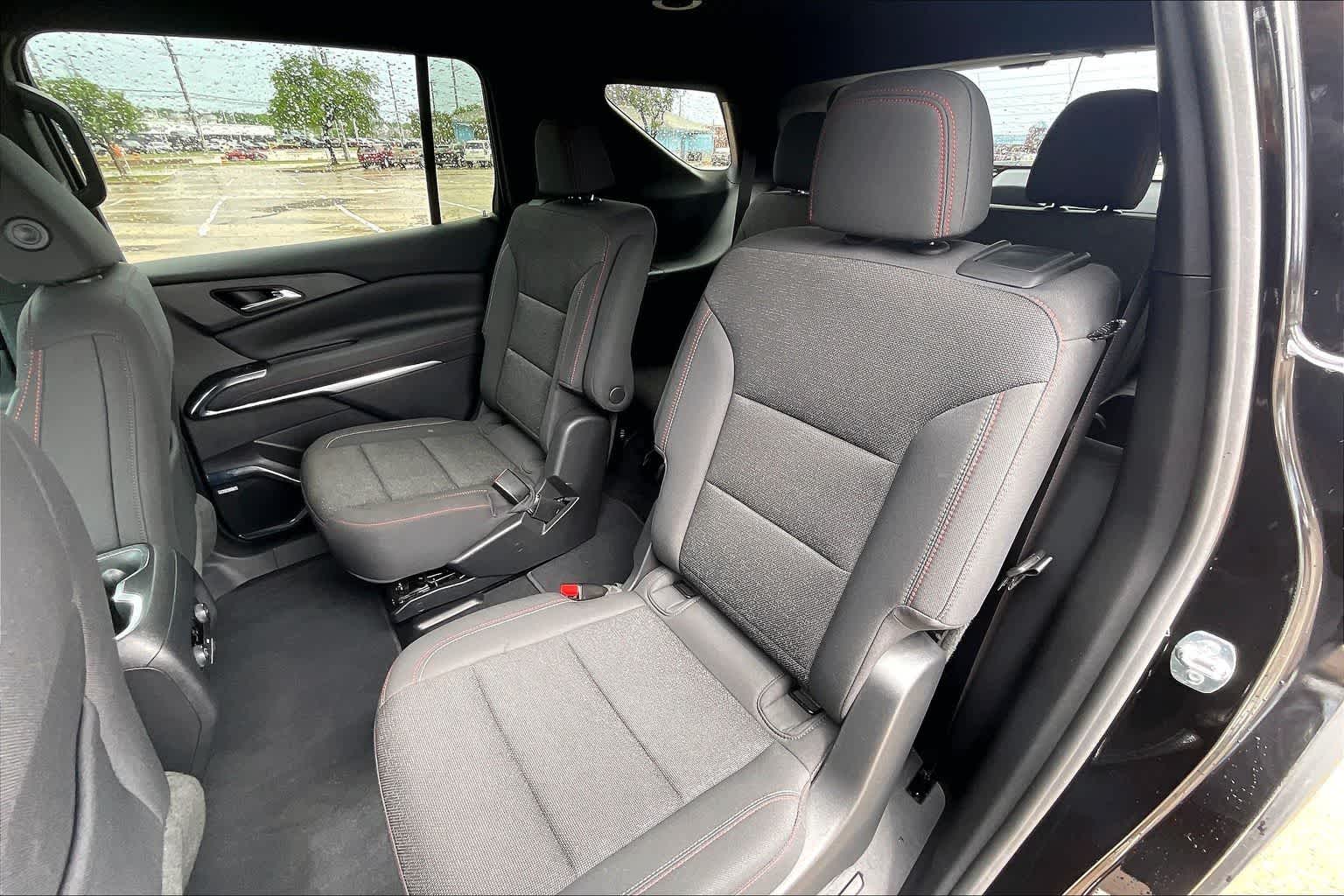 Thumbnail: 2024 Chevrolet Traverse - 29