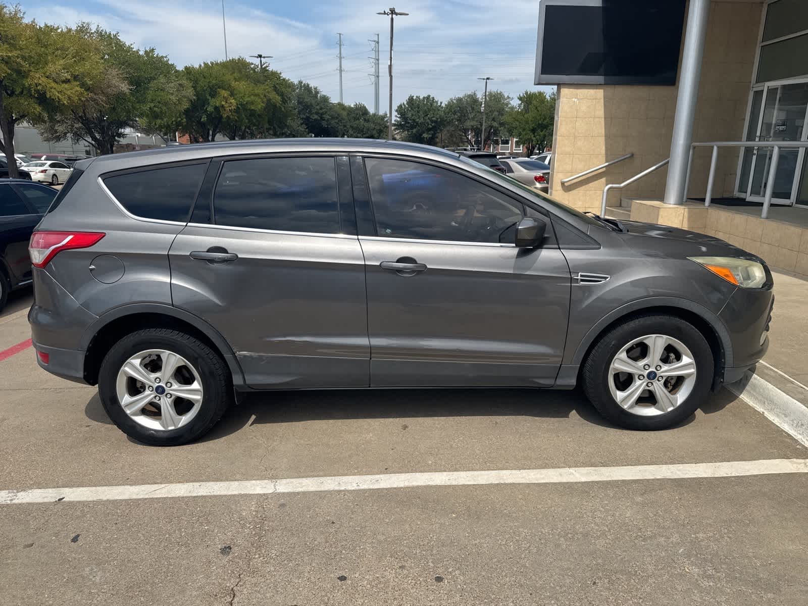 Thumbnail: 2014 Ford Escape - 7