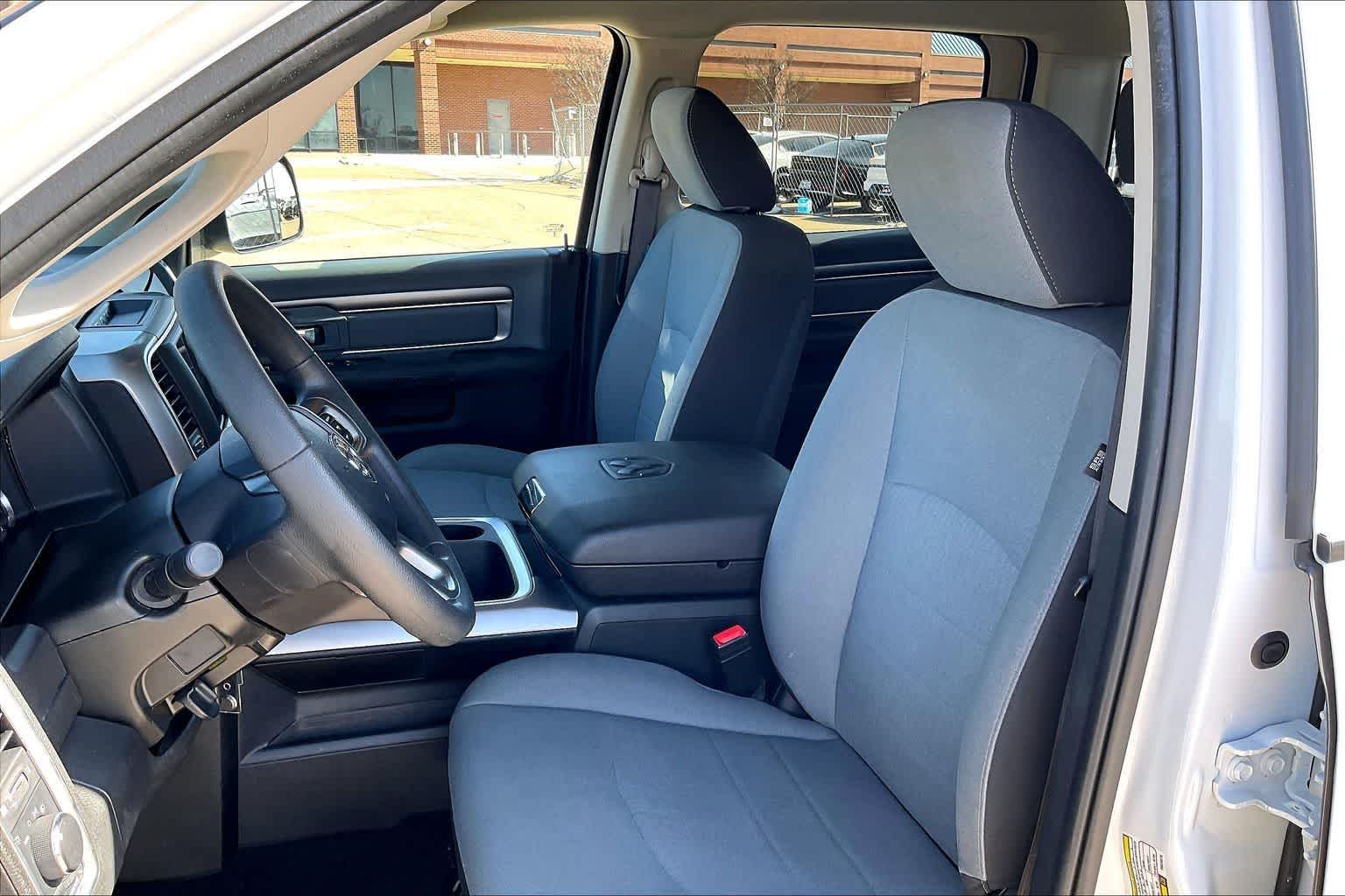 Thumbnail: 2023 RAM 1500 Classic - 11