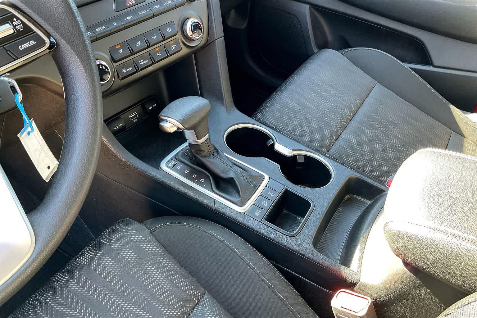 Thumbnail: 2021 Kia Sportage - 16