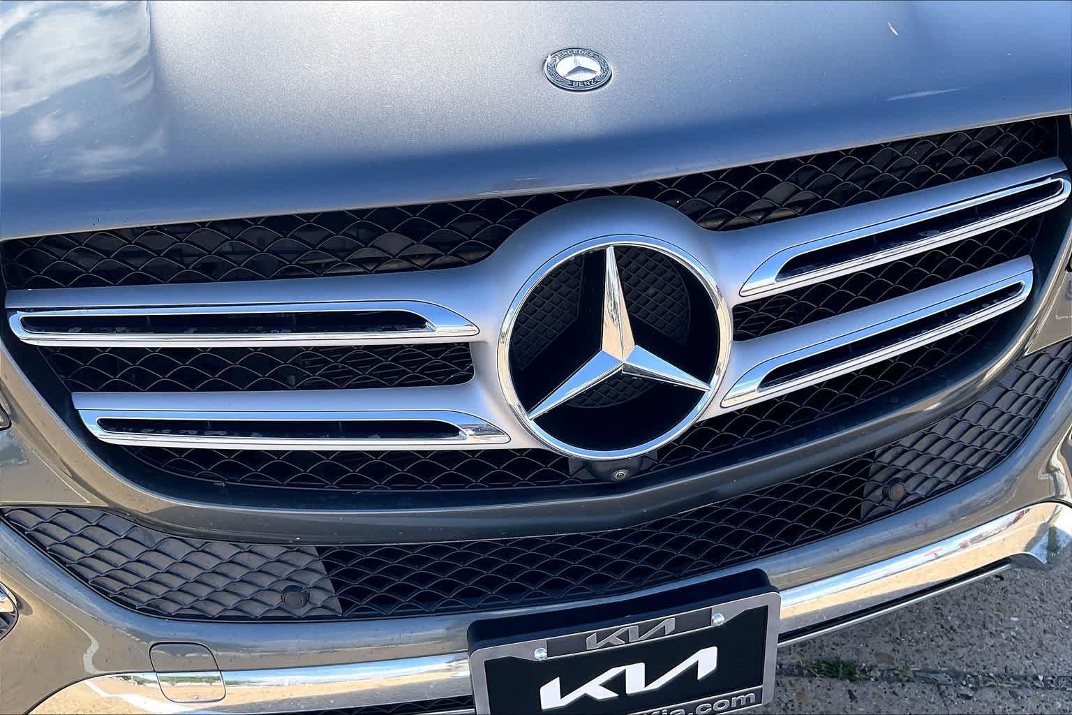 Thumbnail: 2017 Mercedes-Benz GLE - 33