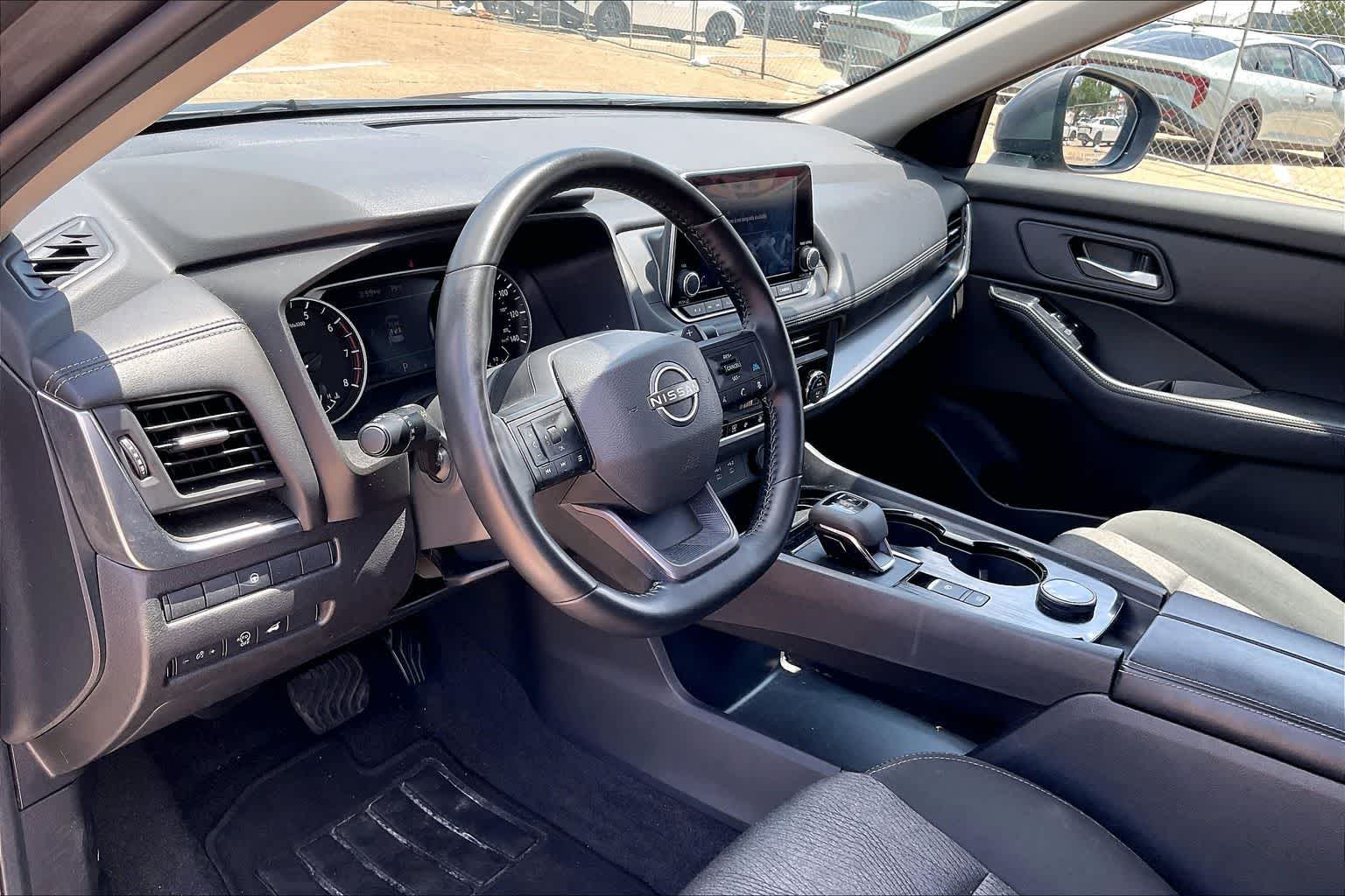 Thumbnail: 2025 Nissan Rogue - 2
