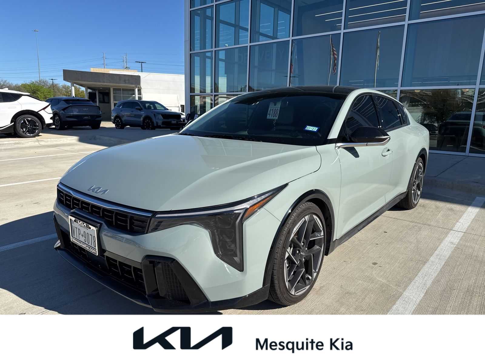 Thumbnail: 2025 Kia K4 - 1