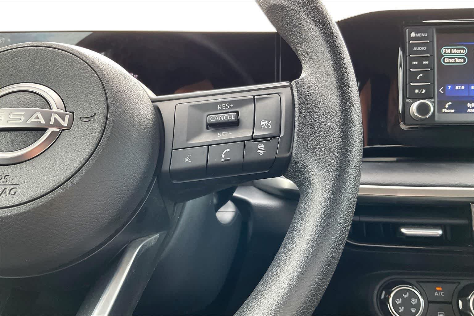 Thumbnail: 2025 Nissan Kicks - 23