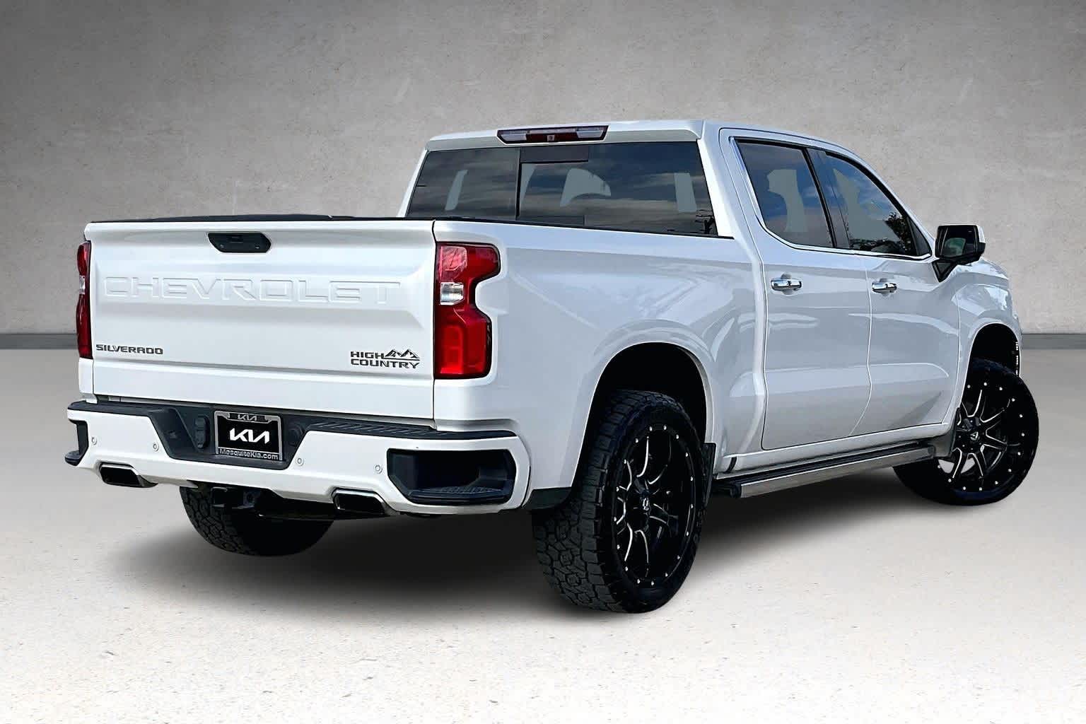 Thumbnail: 2019 Chevrolet Silverado 1500 - 22