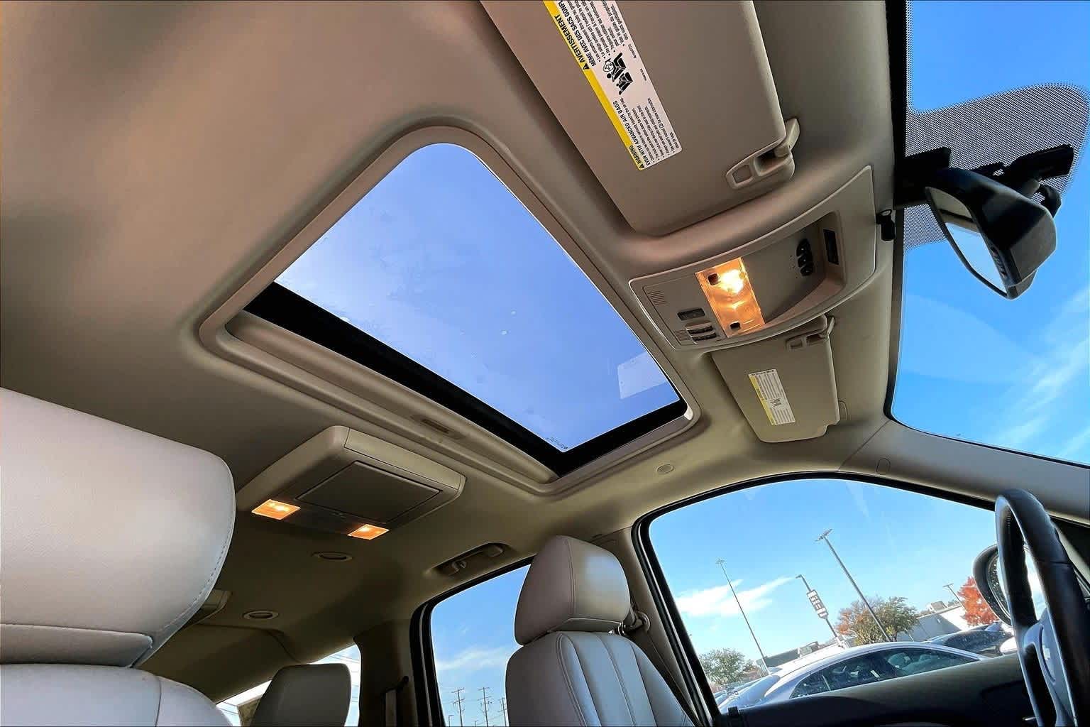 Thumbnail: 2013 Chevrolet Suburban - 29