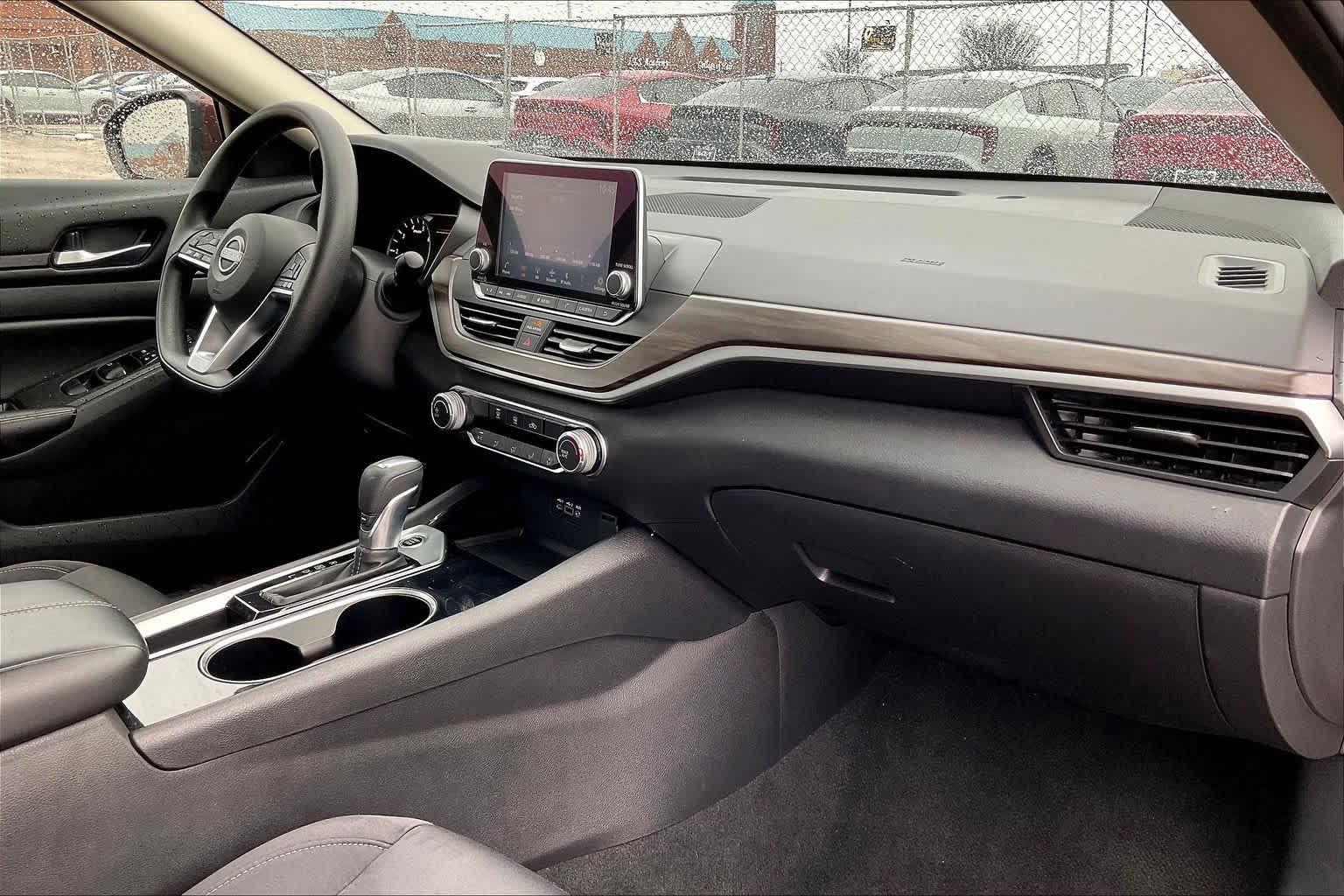 Thumbnail: 2024 Nissan Altima - 23