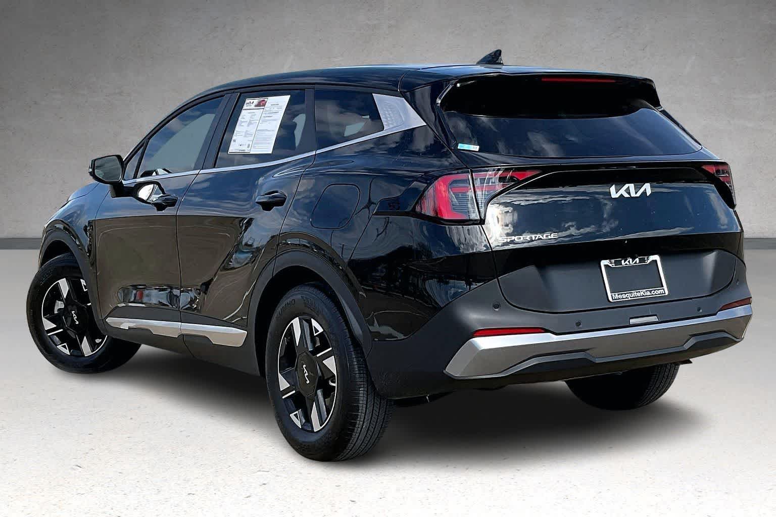 Thumbnail: 2026 Kia Sportage - 4