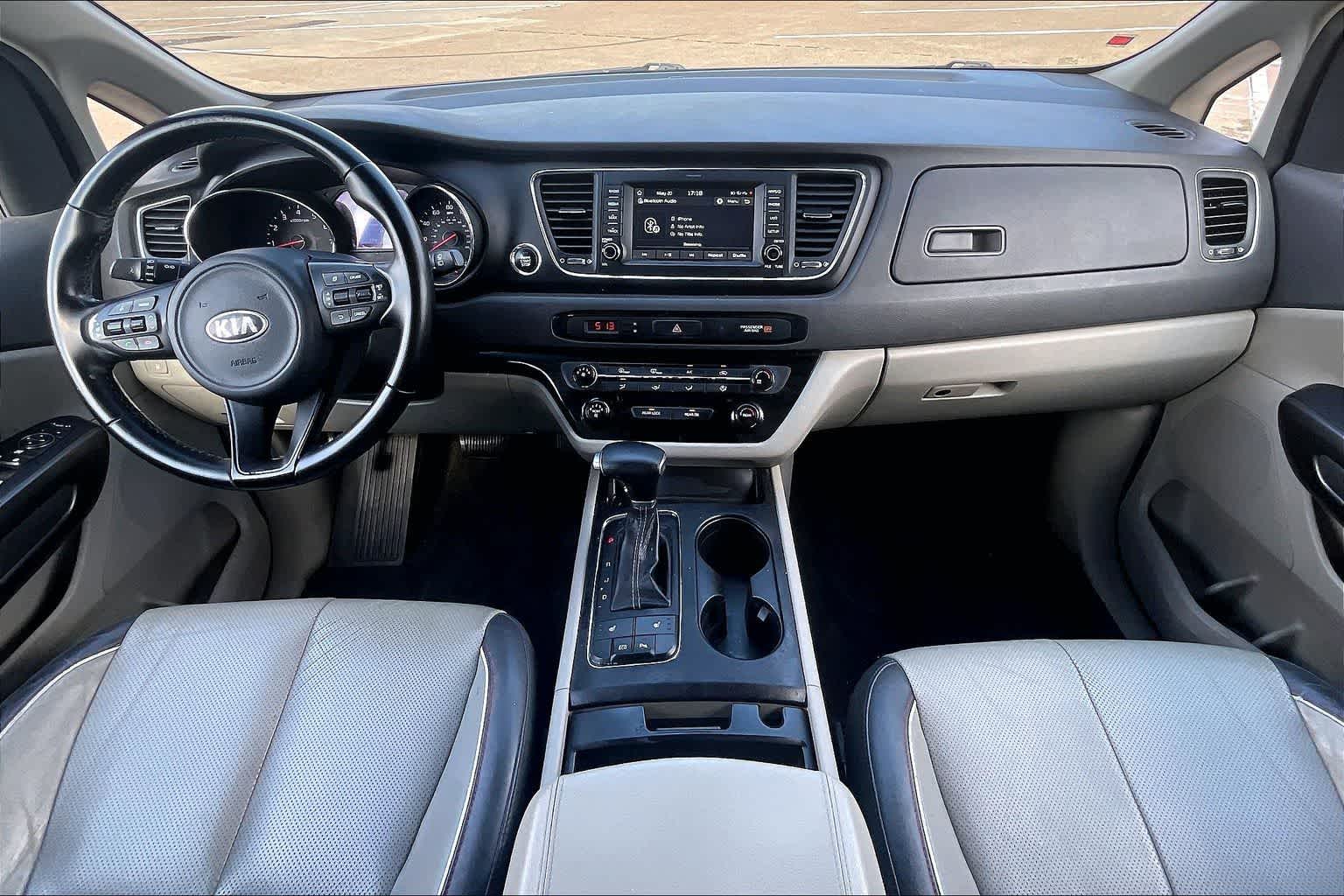 Thumbnail: 2017 Kia Sedona - 9