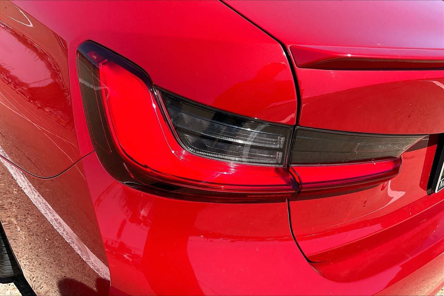 Thumbnail: 2021 BMW 3 Series - 32