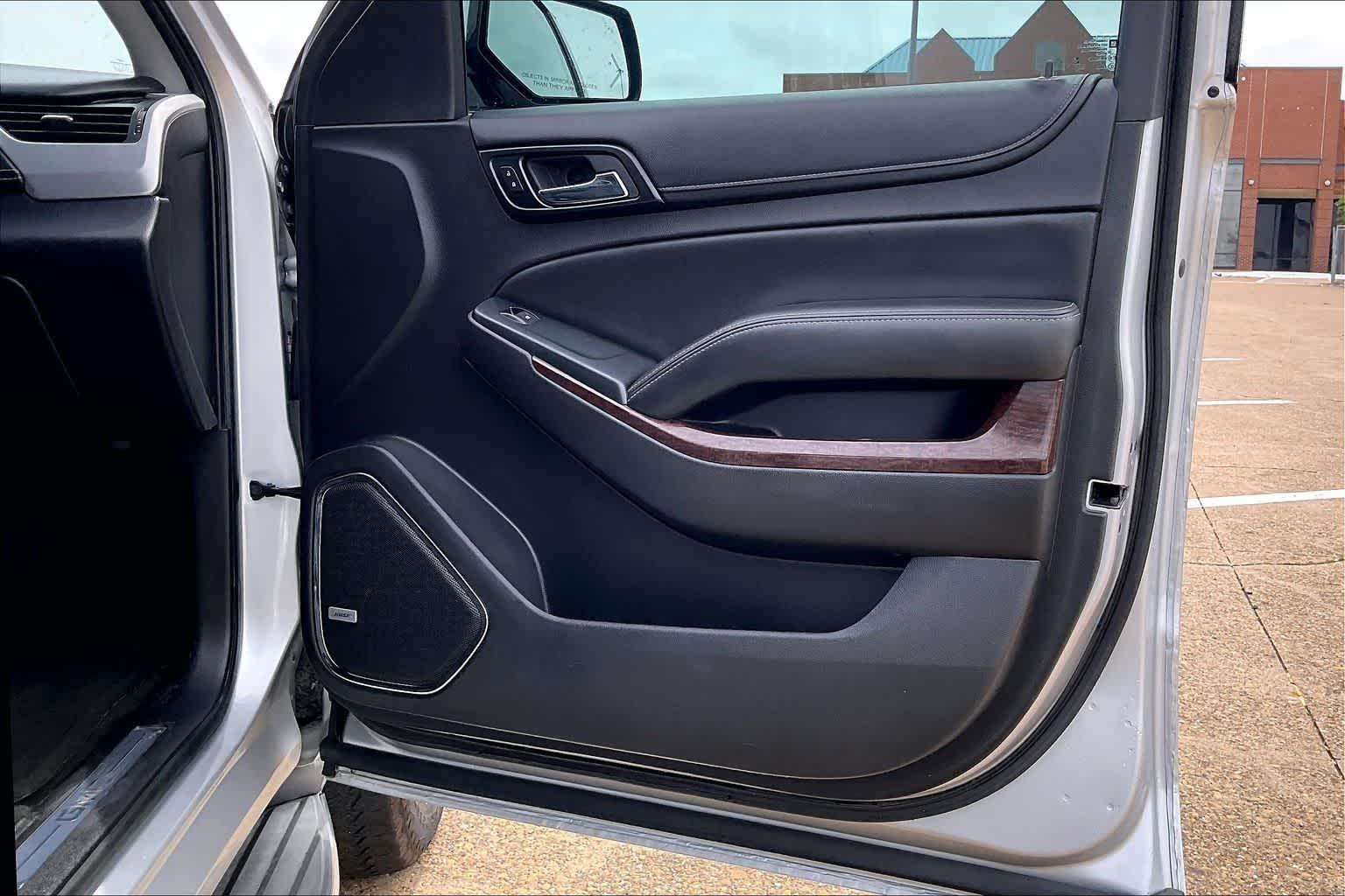 Thumbnail: 2015 GMC Yukon - 27