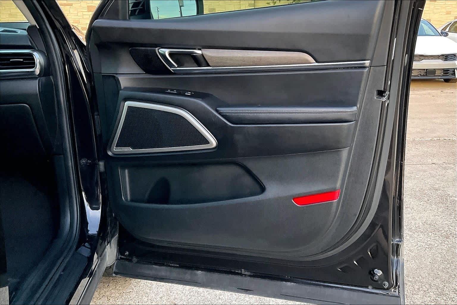 Thumbnail: 2022 Kia Telluride - 27