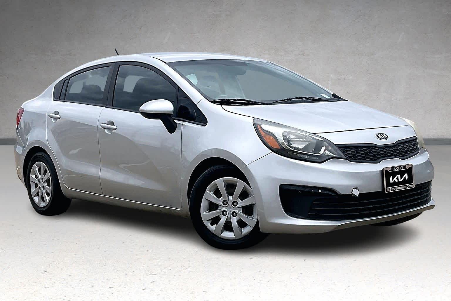 Thumbnail: 2017 Kia Rio - 21