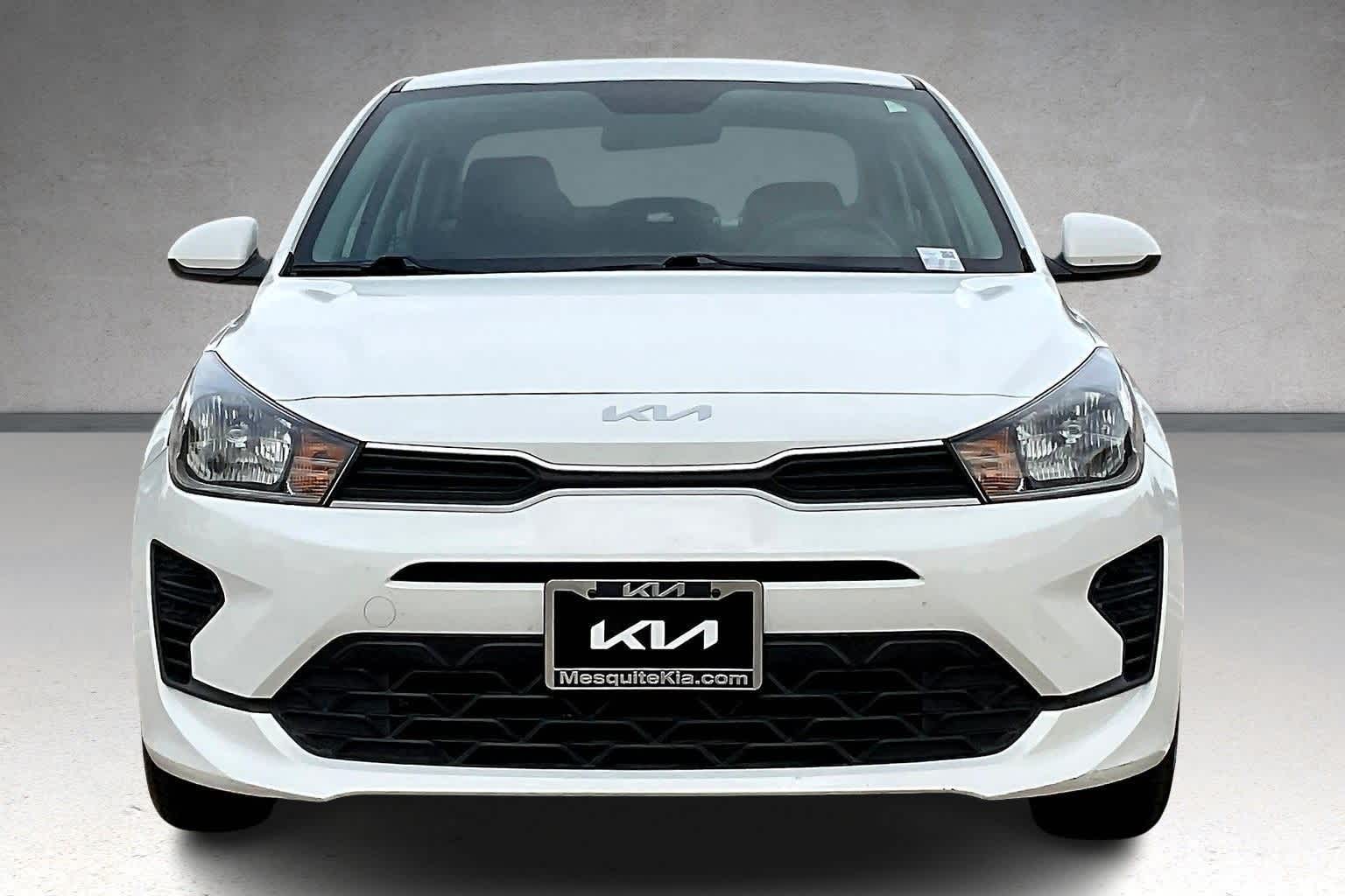 Thumbnail: 2022 Kia Rio - 6