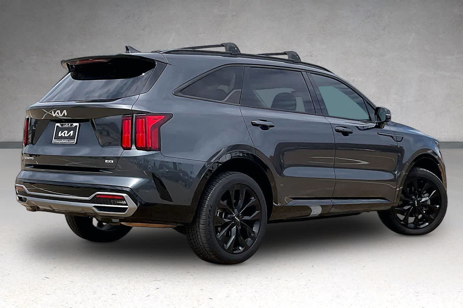 Thumbnail: 2023 Kia Sorento - 21