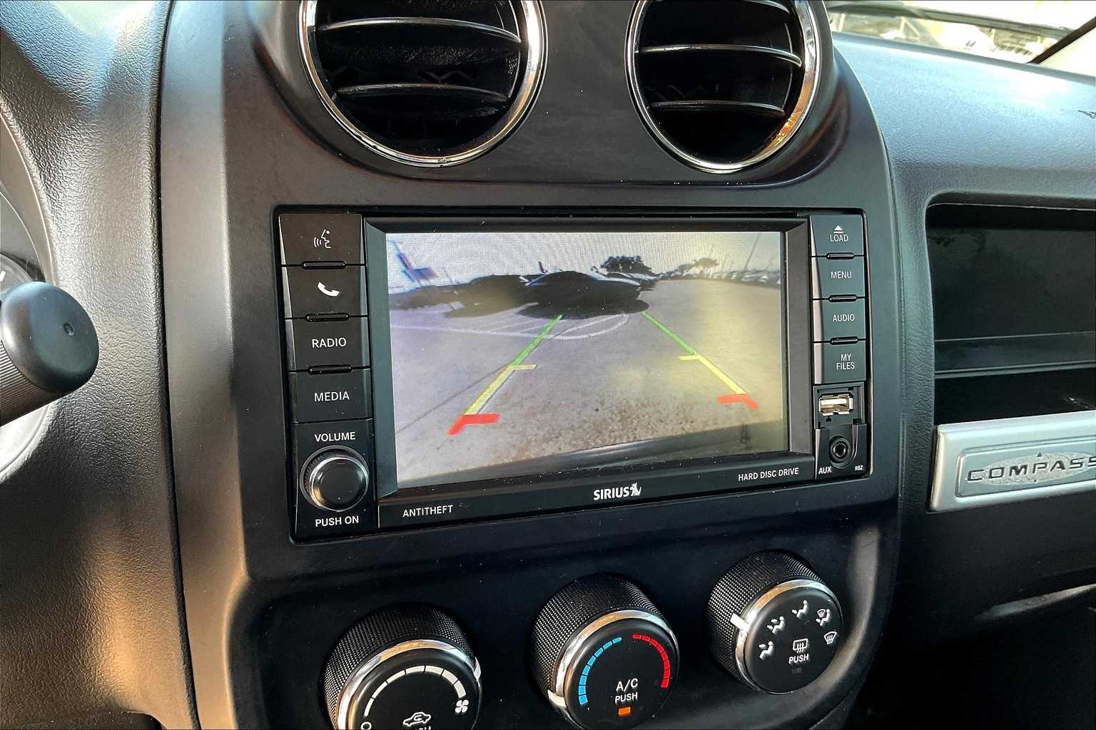 Thumbnail: 2016 Jeep Compass - 25