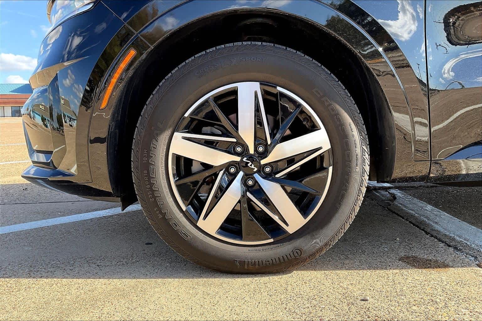 Thumbnail: 2022 Kia Sorento - 7