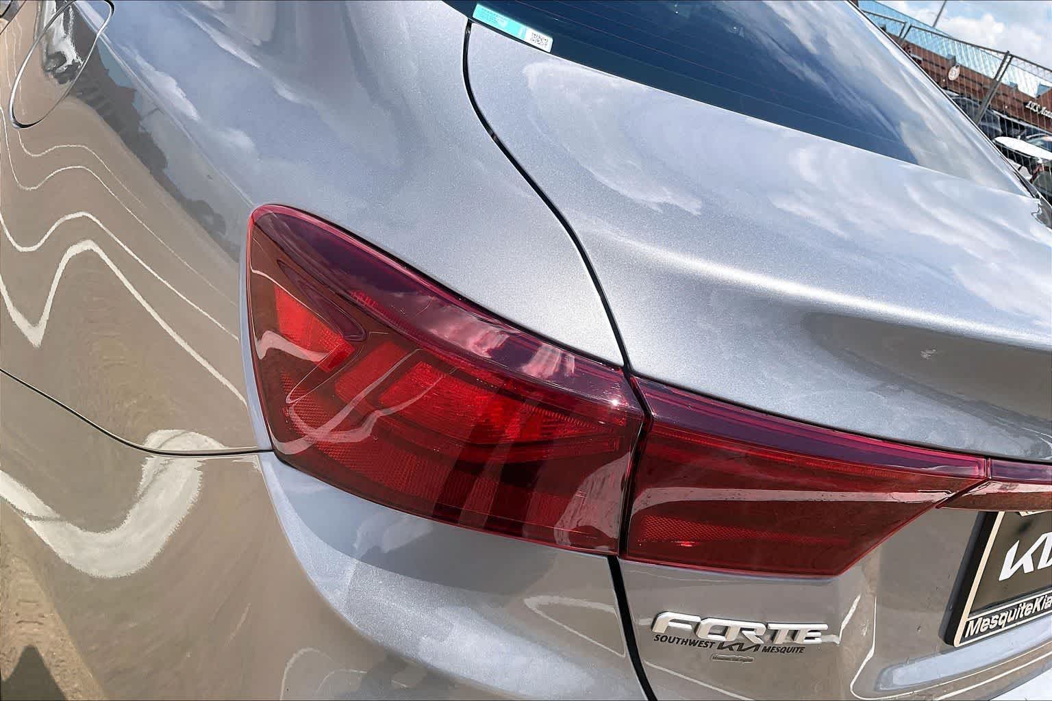 Thumbnail: 2023 Kia Forte - 29