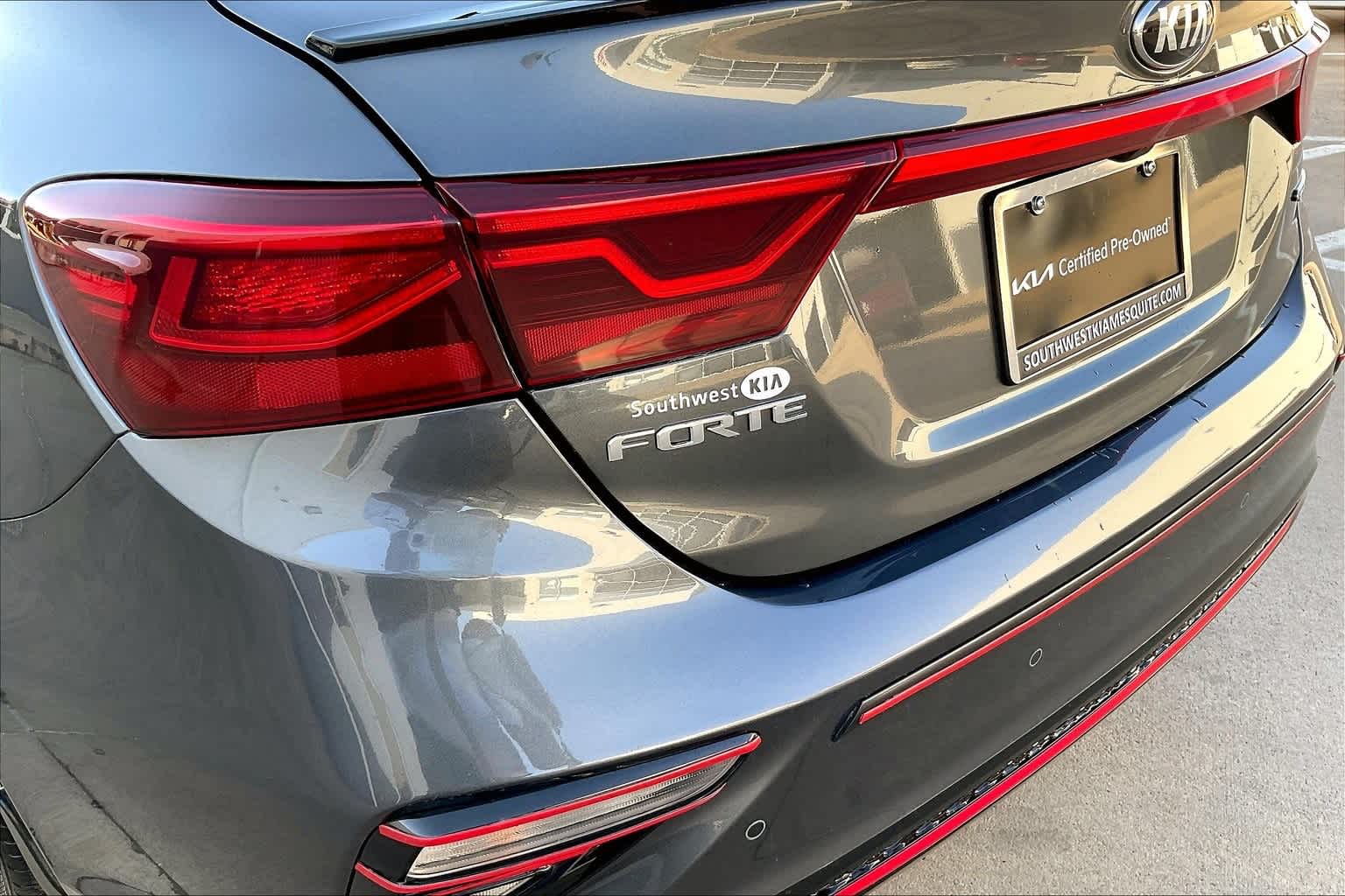 Thumbnail: 2020 Kia Forte - 7