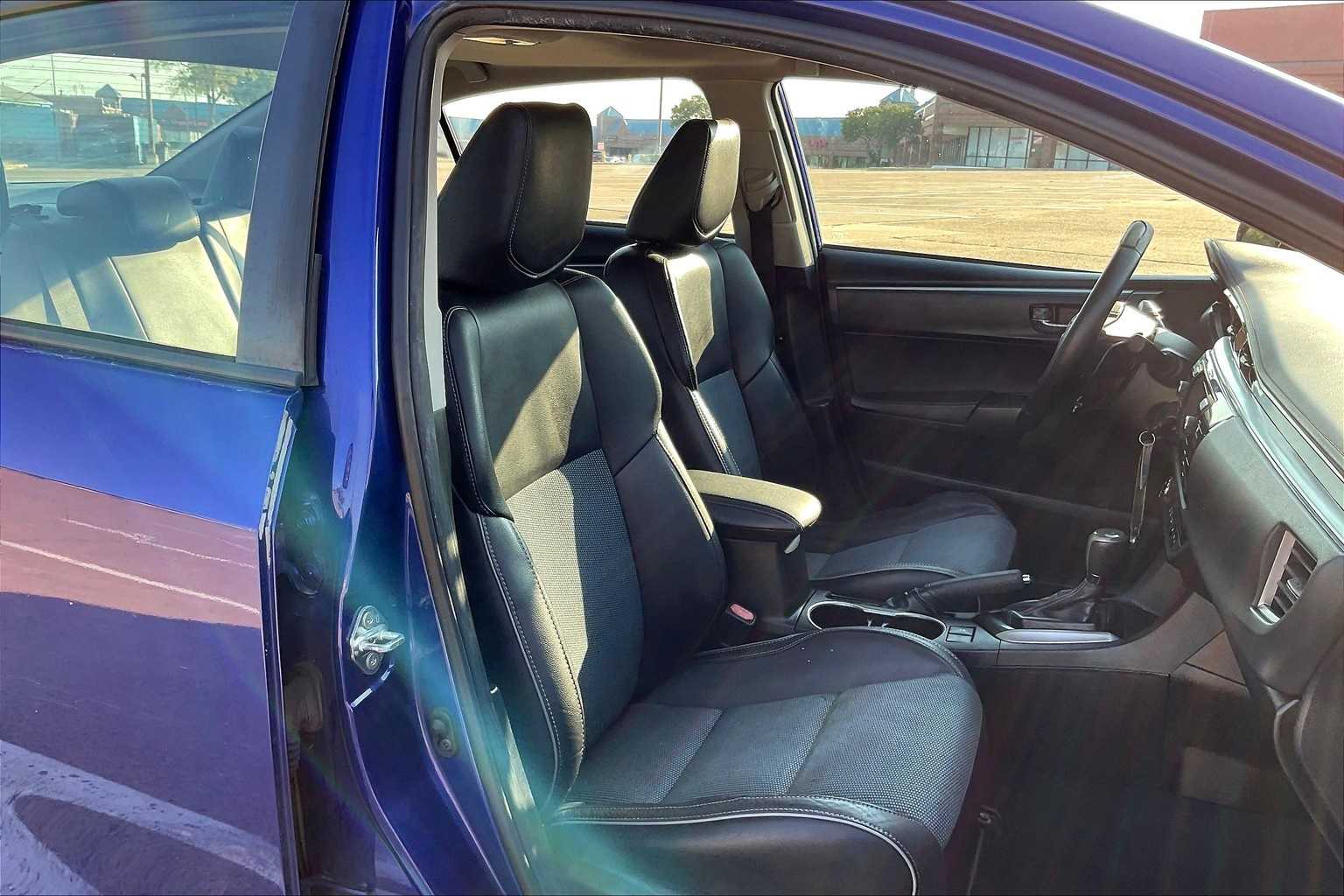 Thumbnail: 2014 Toyota Corolla - 12