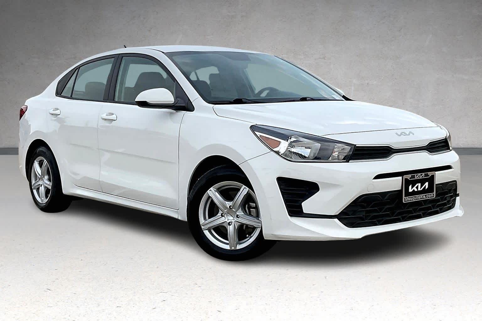 Thumbnail: 2022 Kia Rio - 20