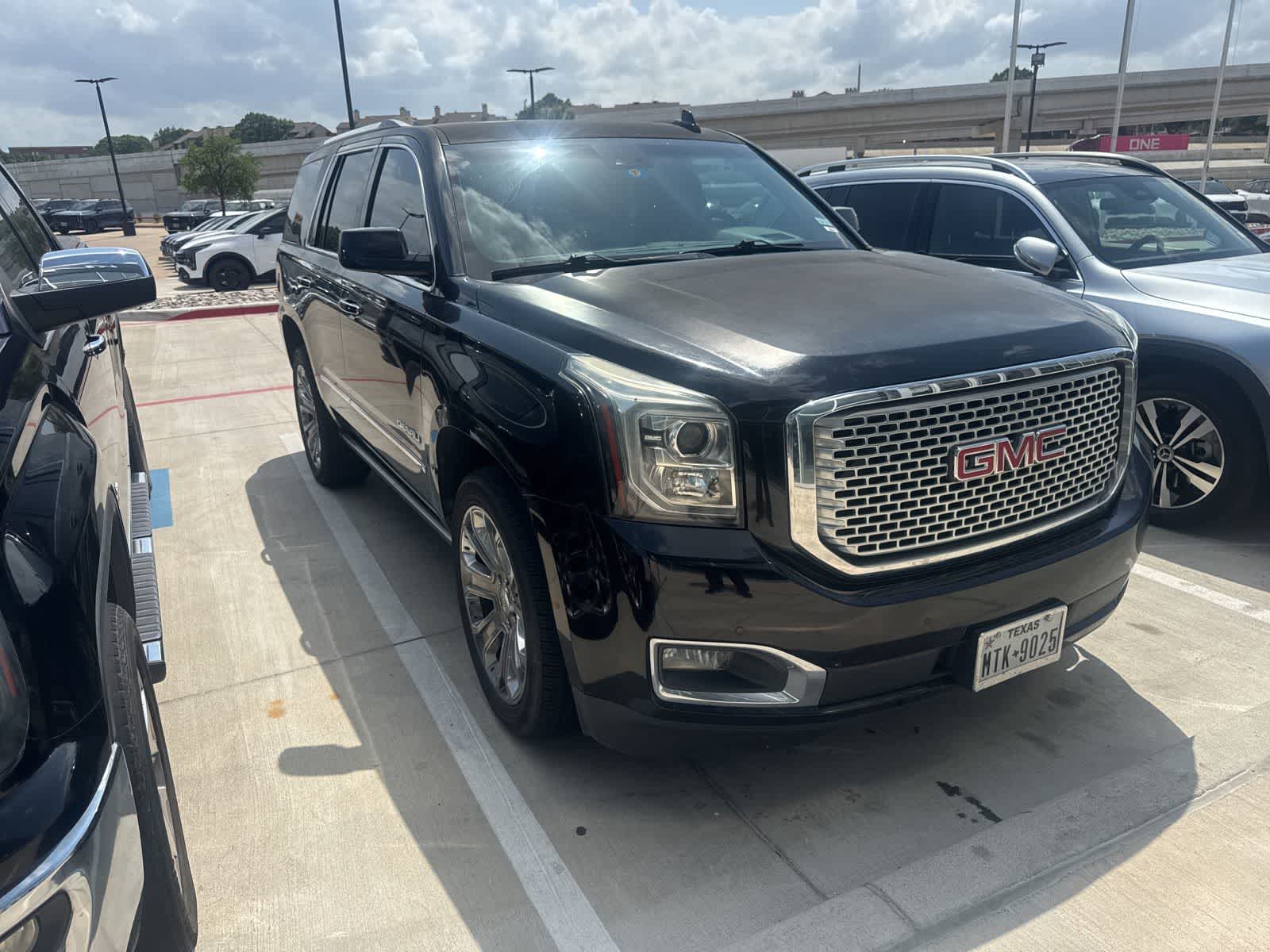 Thumbnail: 2016 GMC Yukon - 3