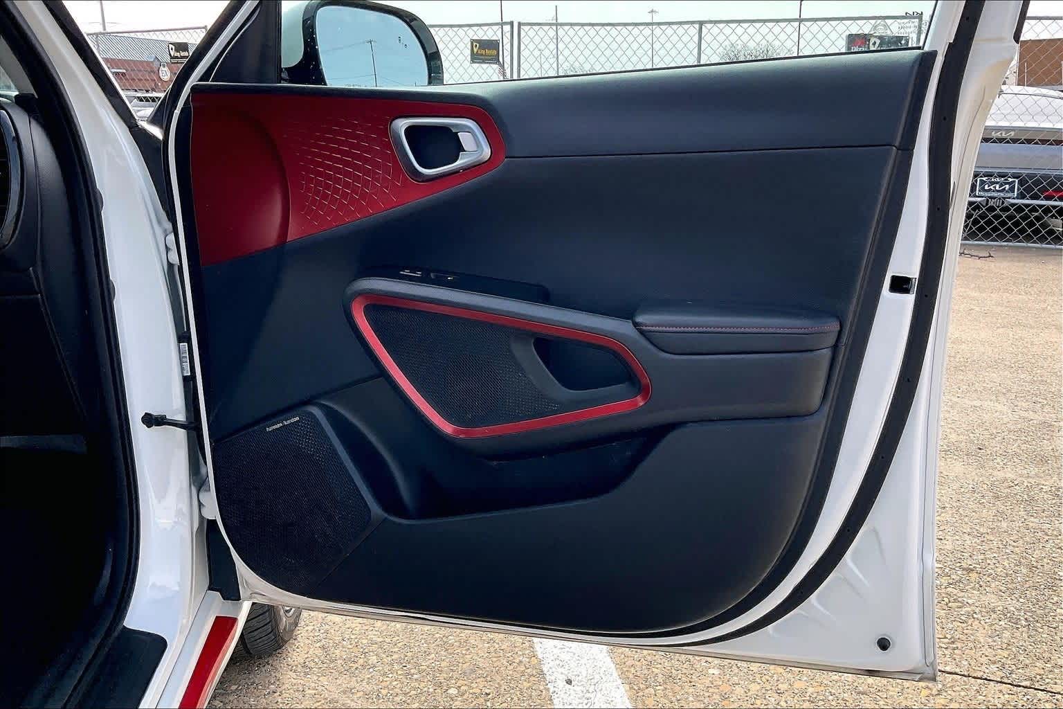 Thumbnail: 2022 Kia Soul - 27