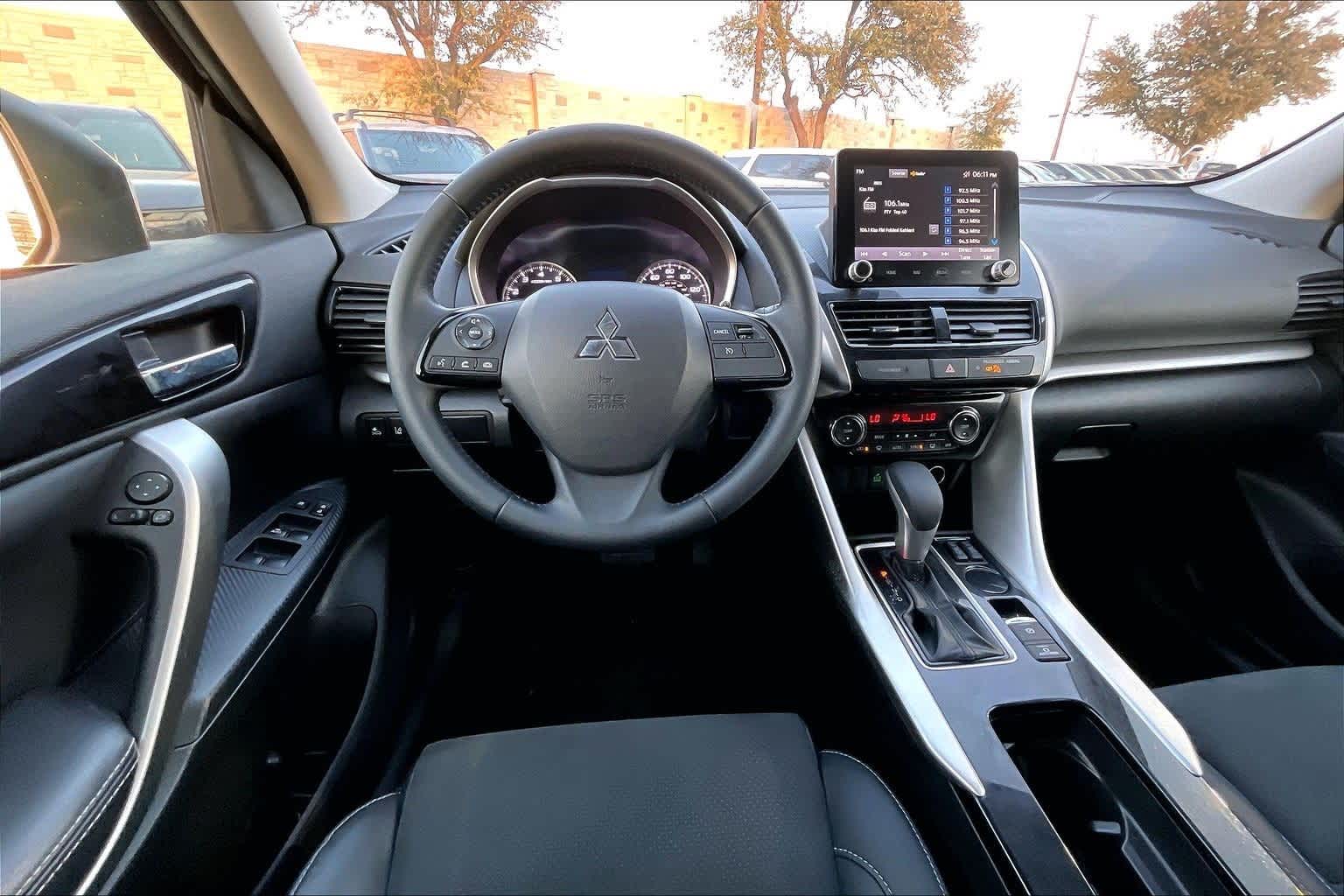 Thumbnail: 2022 Mitsubishi Eclipse Cross - 14