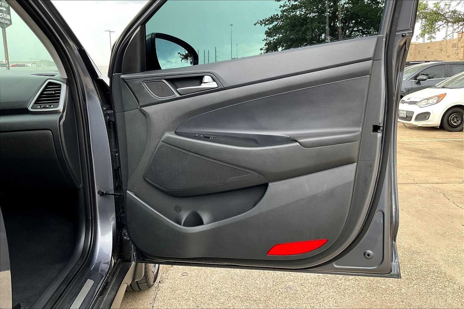 Thumbnail: 2016 Hyundai Tucson - 28