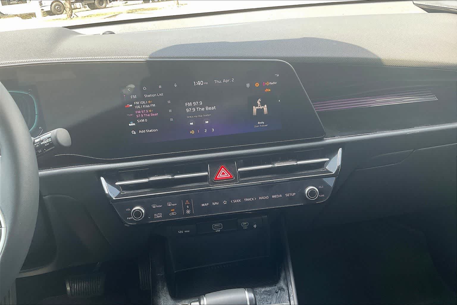 Thumbnail: 2024 Kia Niro - 15