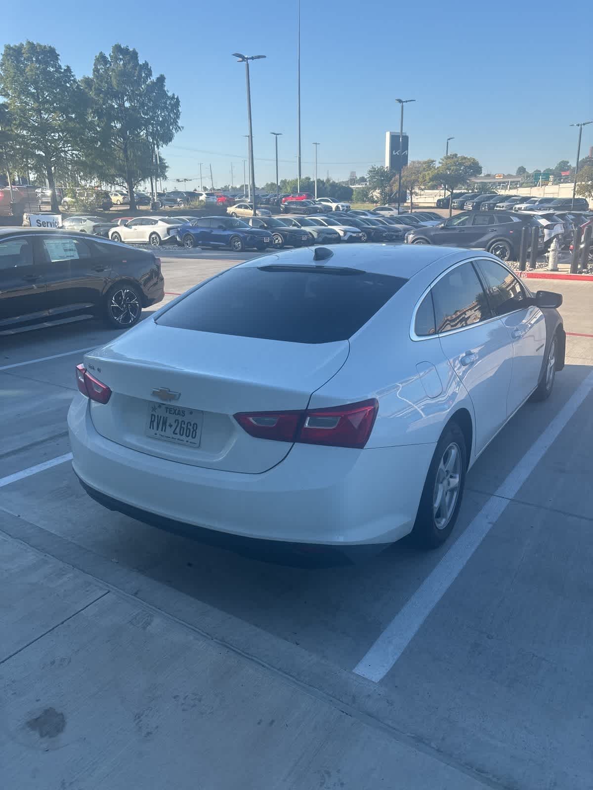 Thumbnail: 2018 Chevrolet Malibu - 5