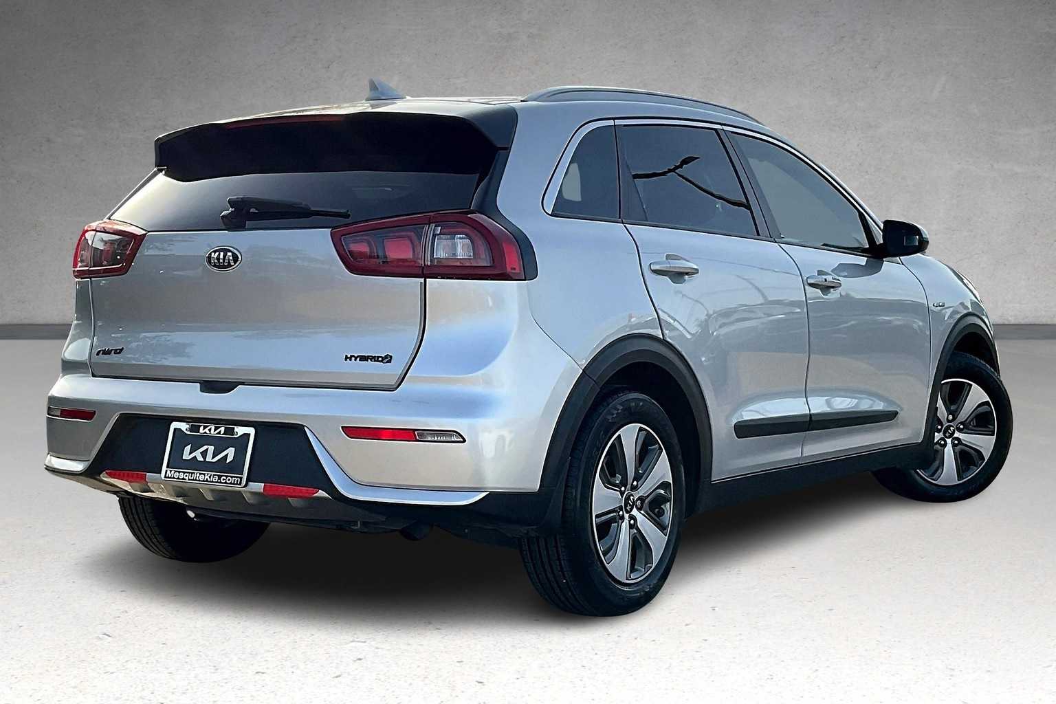 Thumbnail: 2018 Kia Niro - 22