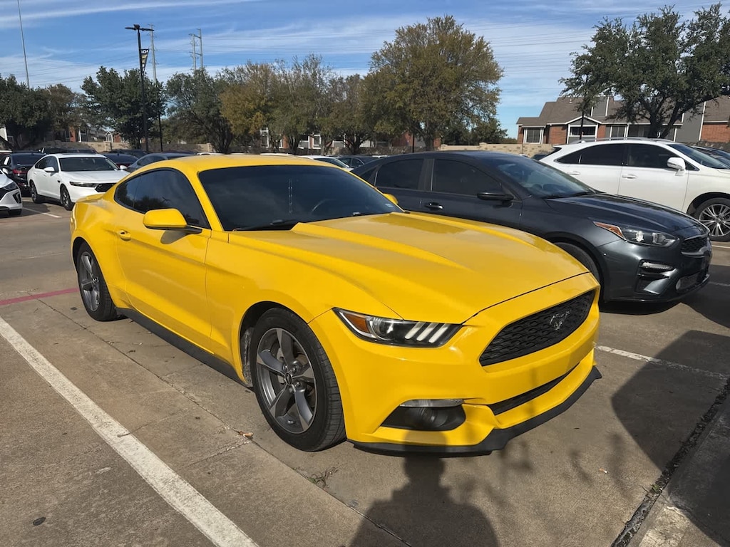 Used 2015 Ford Mustang V6 Coupe