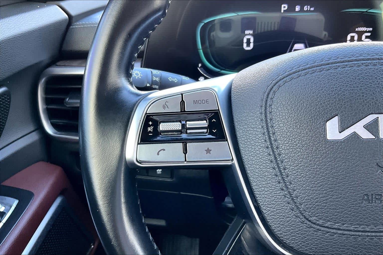 Thumbnail: 2024 Kia Telluride - 23