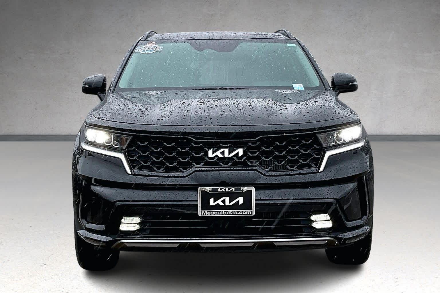 Thumbnail: 2023 Kia Sorento - 6