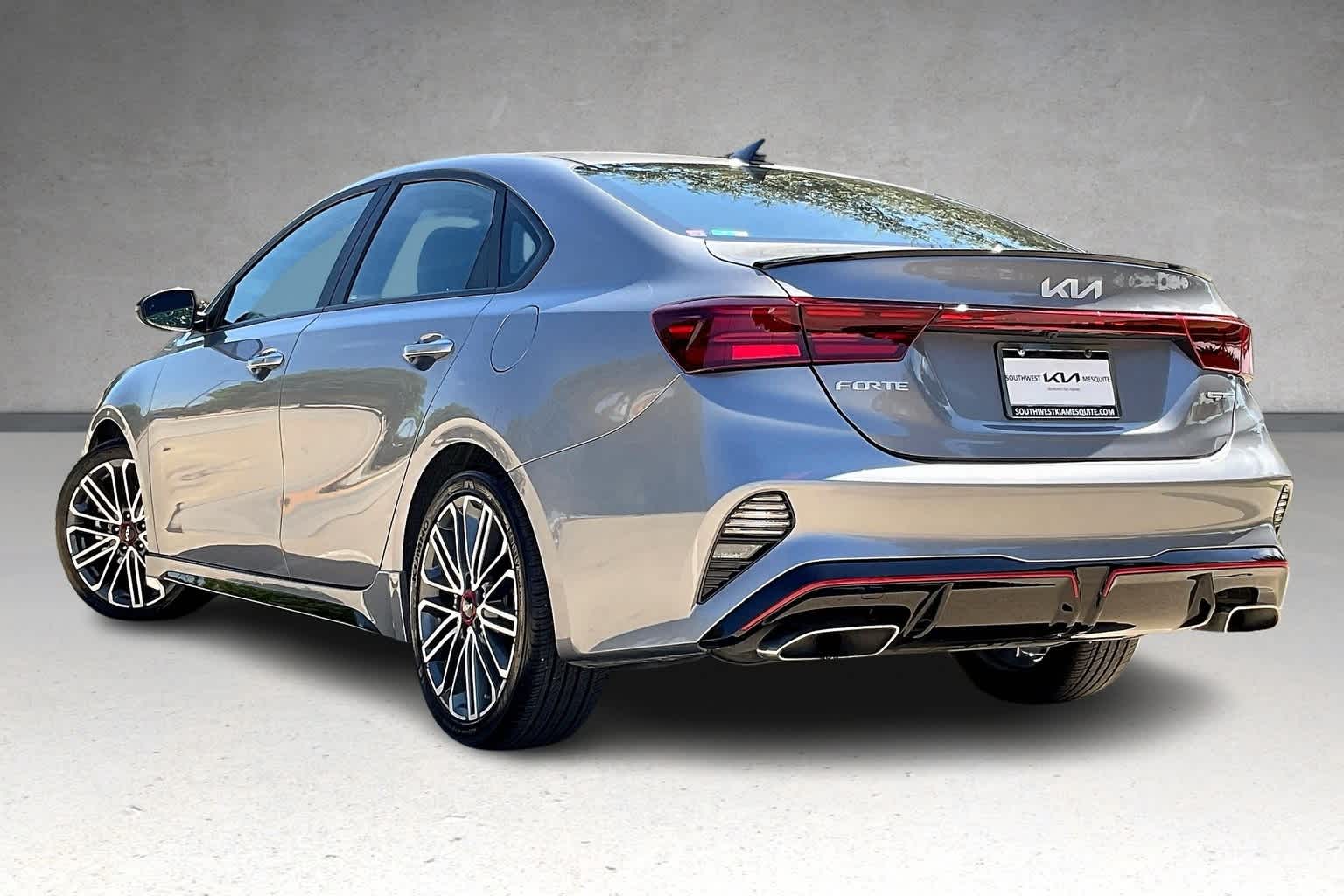 Thumbnail: 2023 Kia Forte - 4