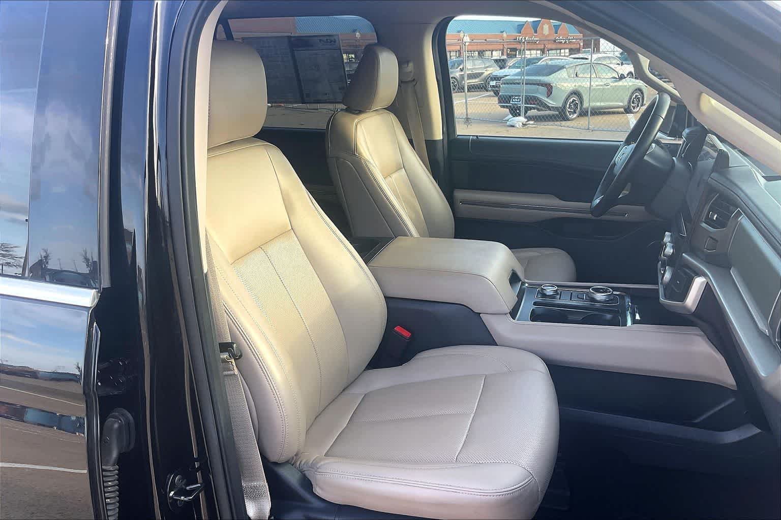 Thumbnail: 2024 Ford Expedition MAX - 13