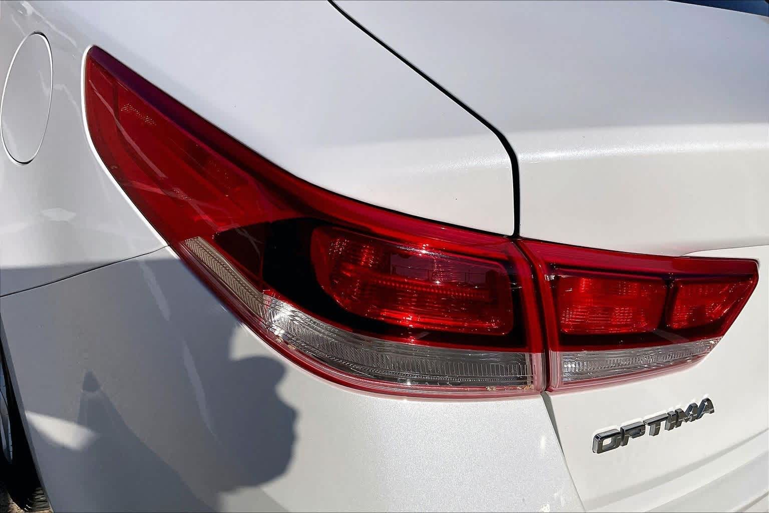 Thumbnail: 2018 Kia Optima - 30