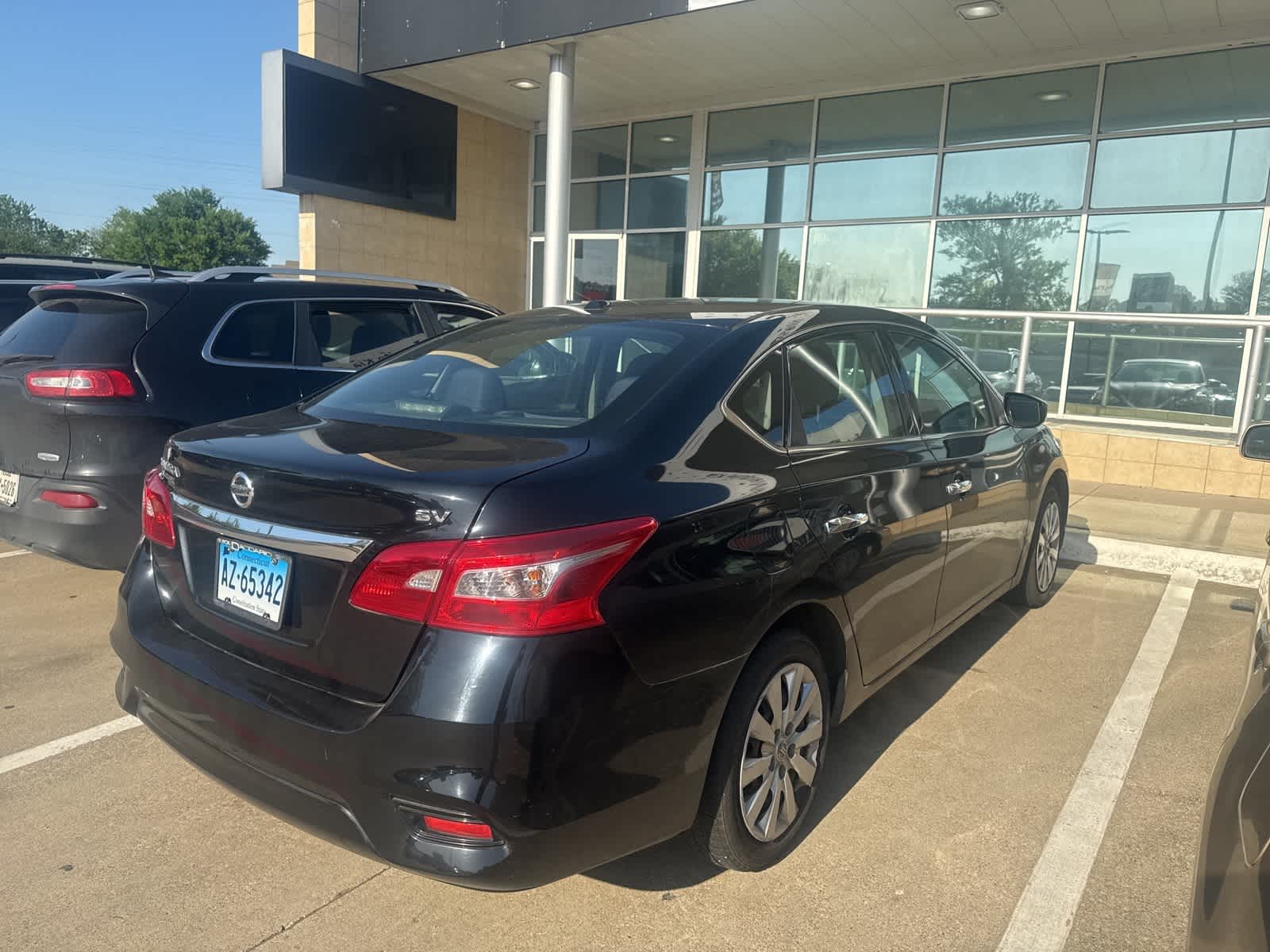 Thumbnail: 2017 Nissan Sentra - 5