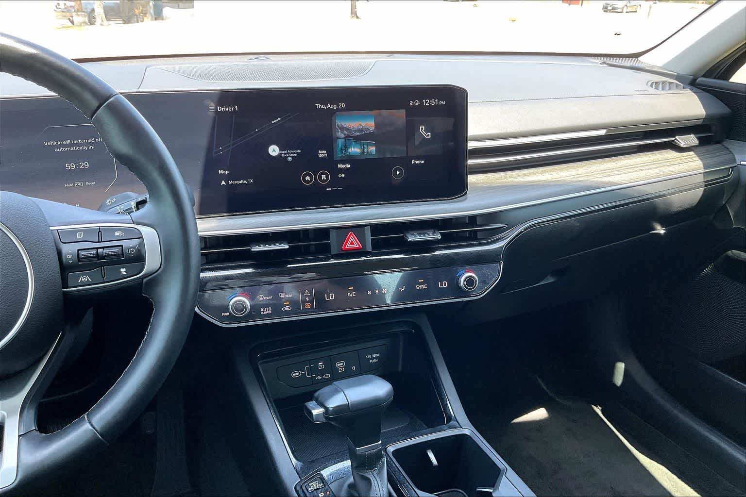 2025 Kia K5 EX - Photo 14