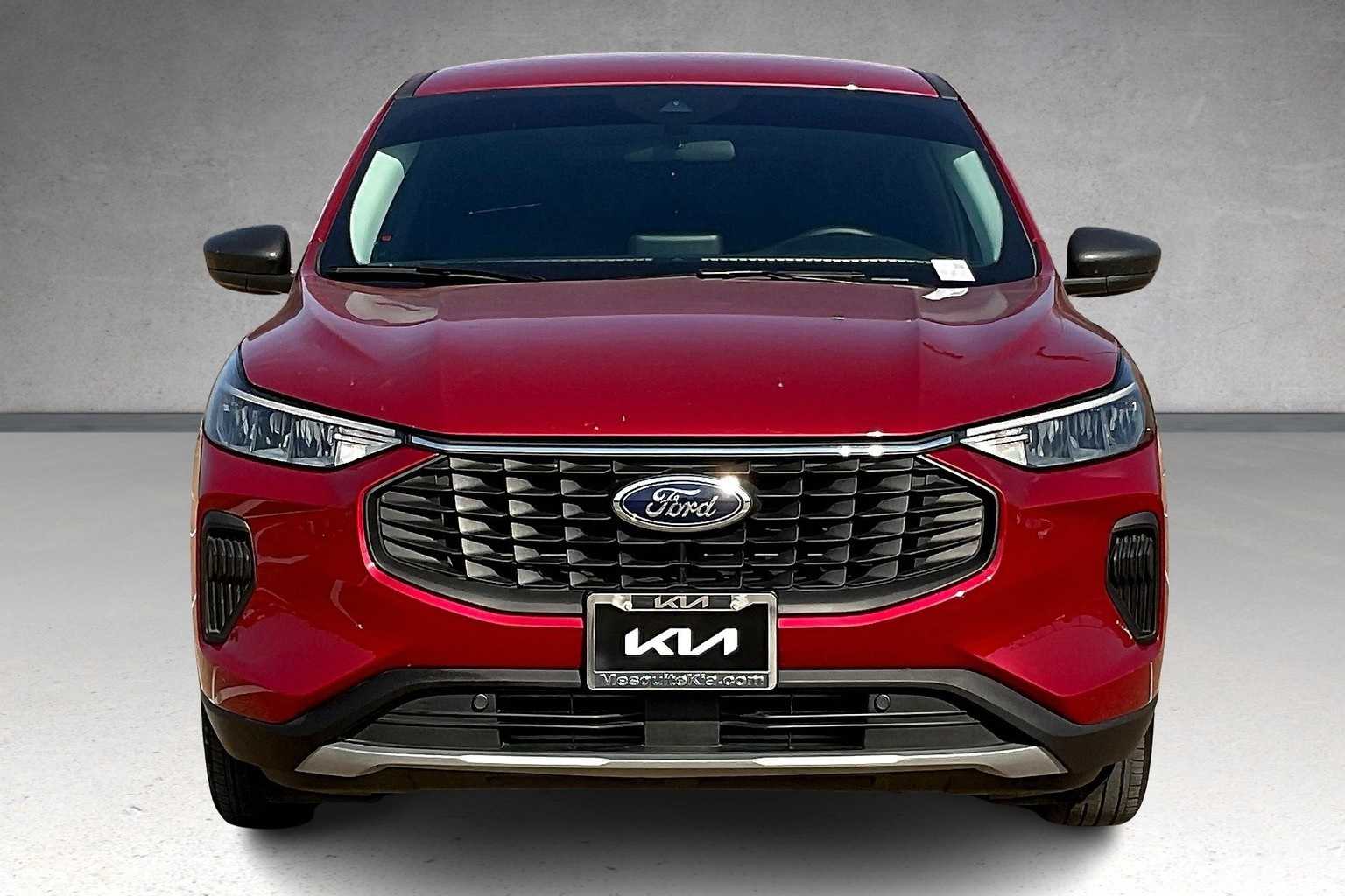 Thumbnail: 2023 Ford Escape - 6