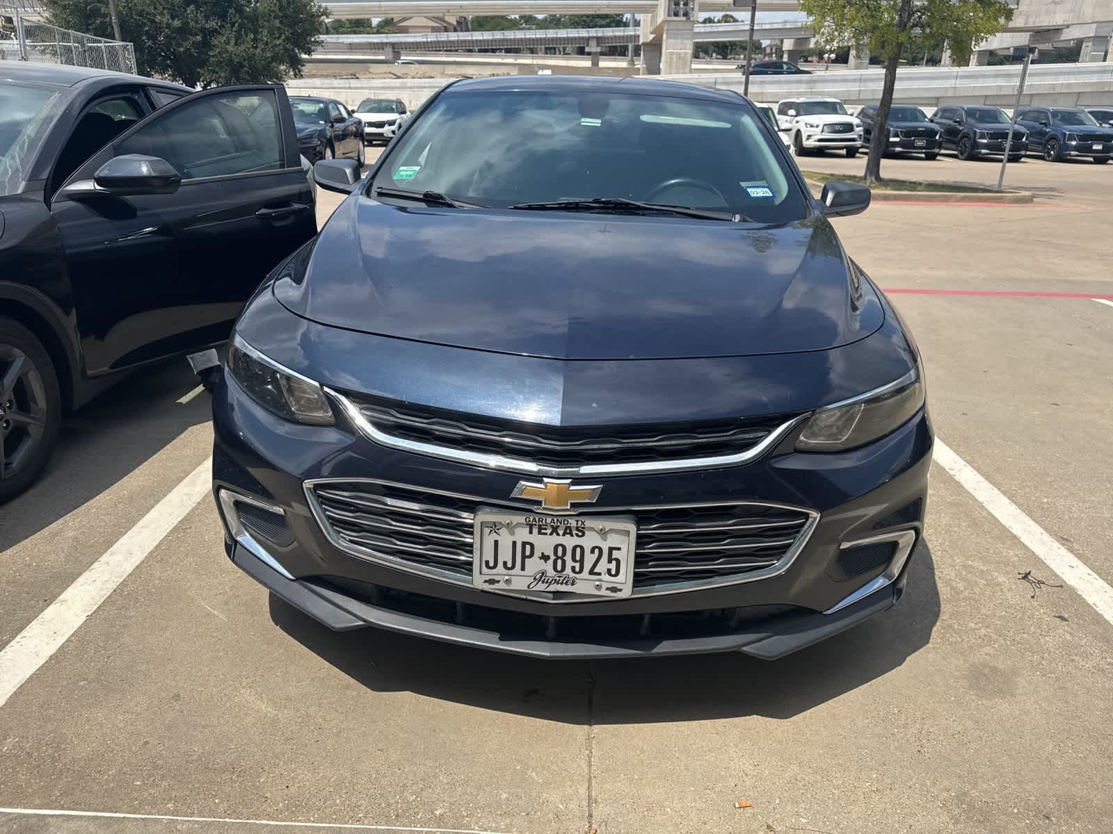 Thumbnail: 2016 Chevrolet Malibu - 2