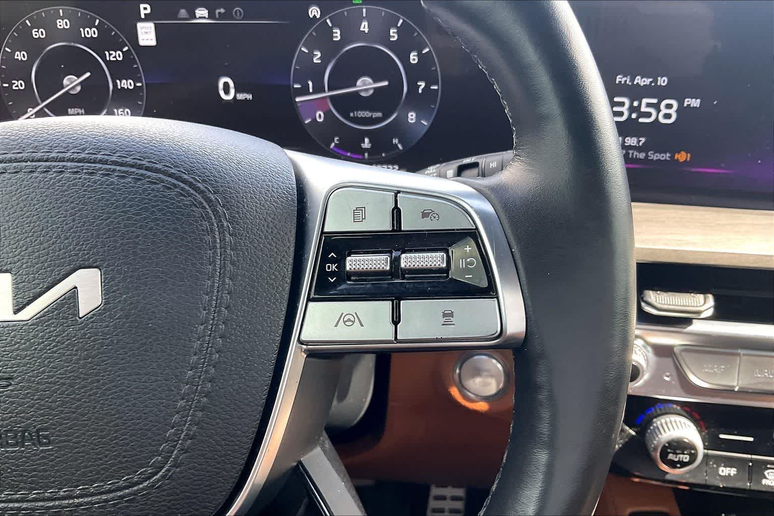 Thumbnail: 2024 Kia Telluride - 25