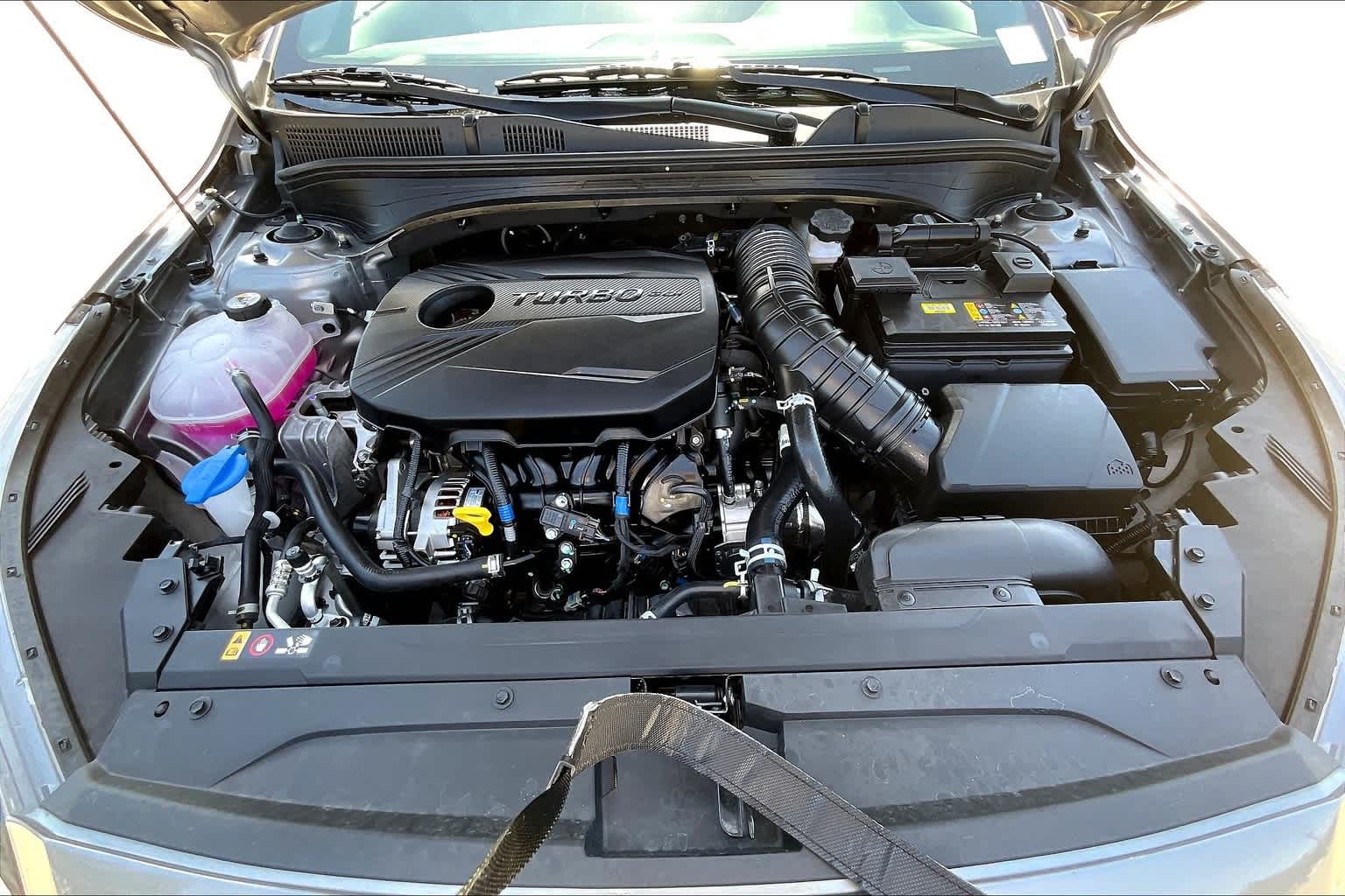 Thumbnail: 2023 Kia Forte - 9