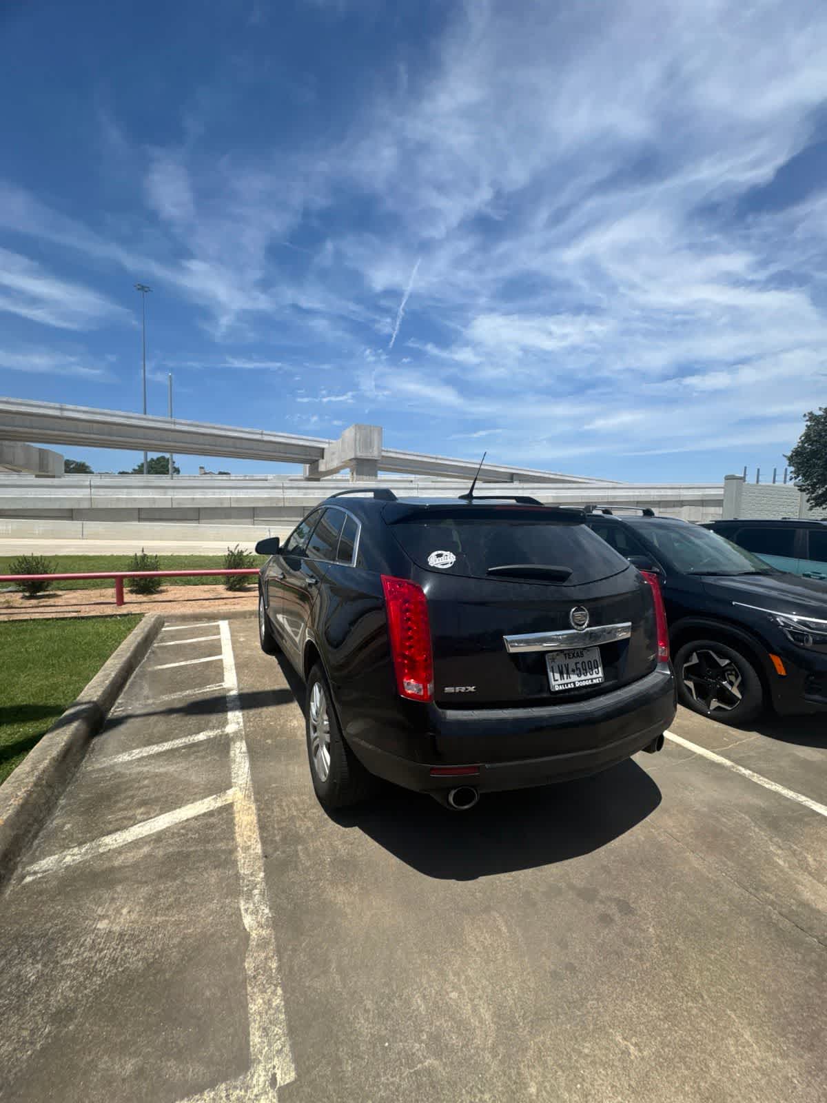 Thumbnail: 2013 Cadillac SRX - 3