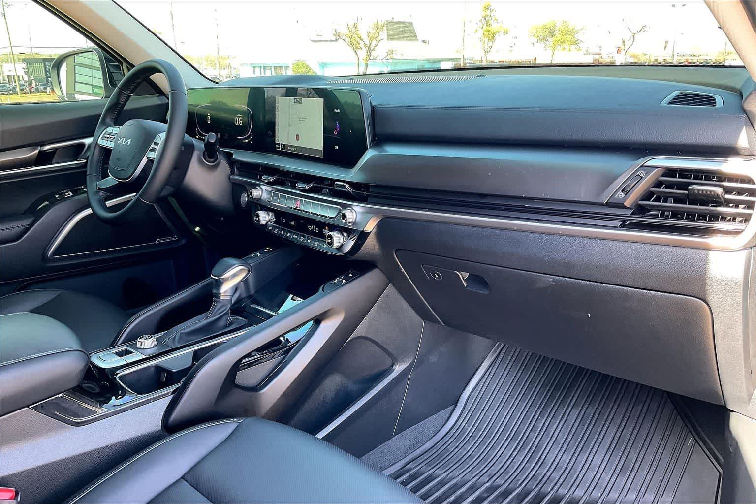 Thumbnail: 2025 Kia Telluride - 22